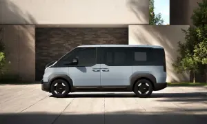 Der futuristische Kia PV5 in Hellgrau und Schwarz, ideal für Ihr Kia PV5 Leasing.