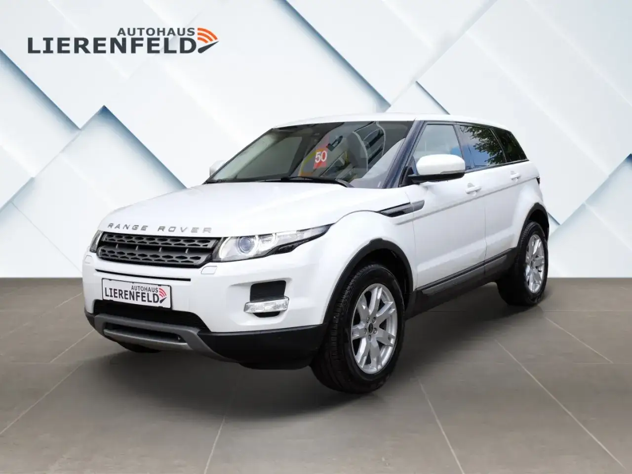 Weißer Range Rover Evoque gebraucht Automatik, bereit für Ihr nächstes Abenteuer.